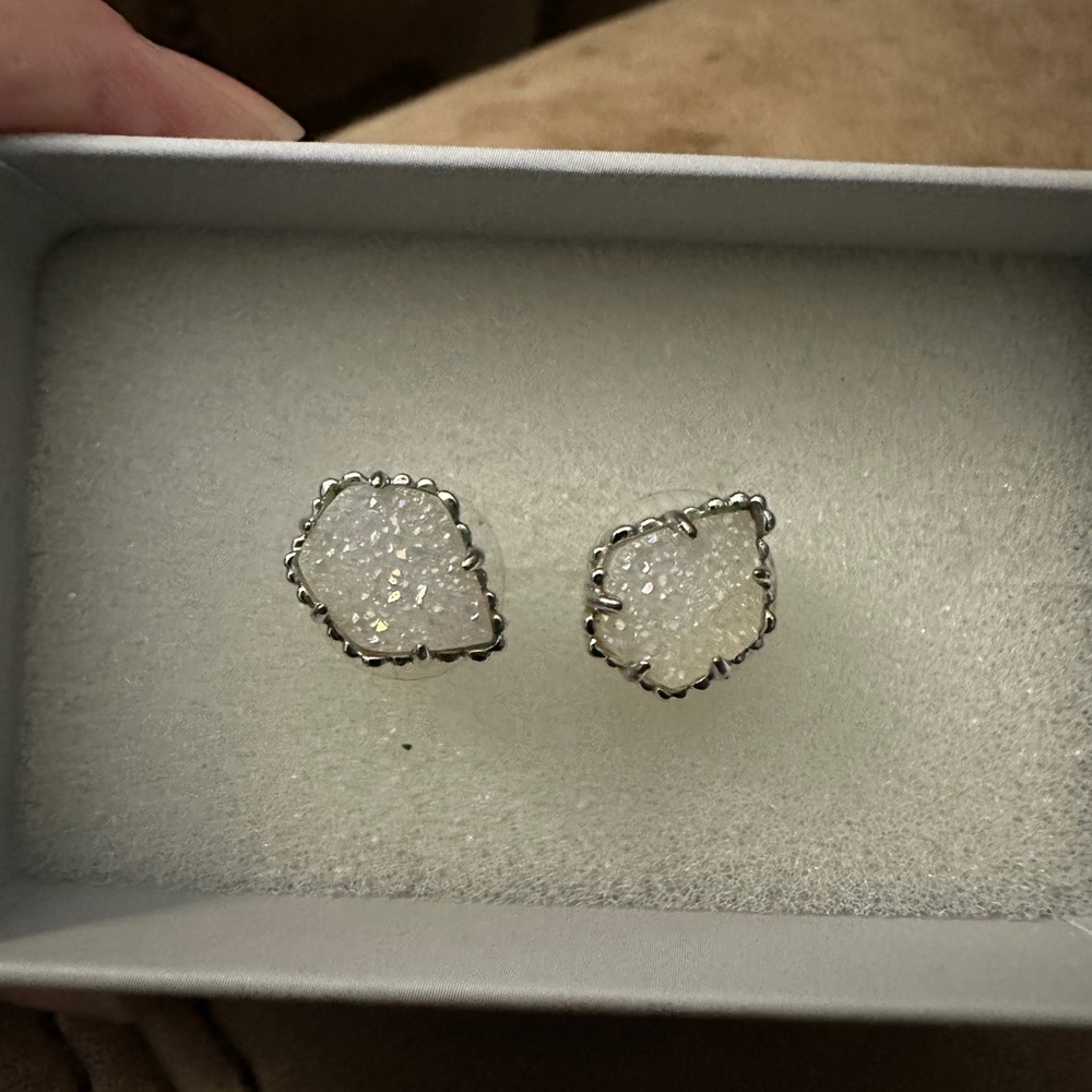 KENDRA SCOTT Tessa earrings